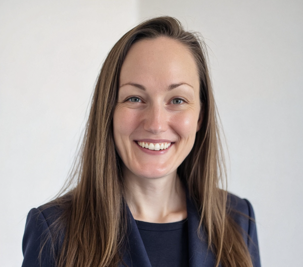 Kelsey McNeely  headshot